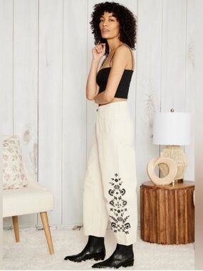 NWT Driftwood Barbara Nordic Floral Embroidered Barrel Leg Jeans Women's W33 L27